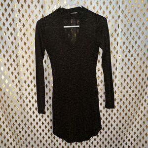 Short Sweater dress with keyhole cut out size S